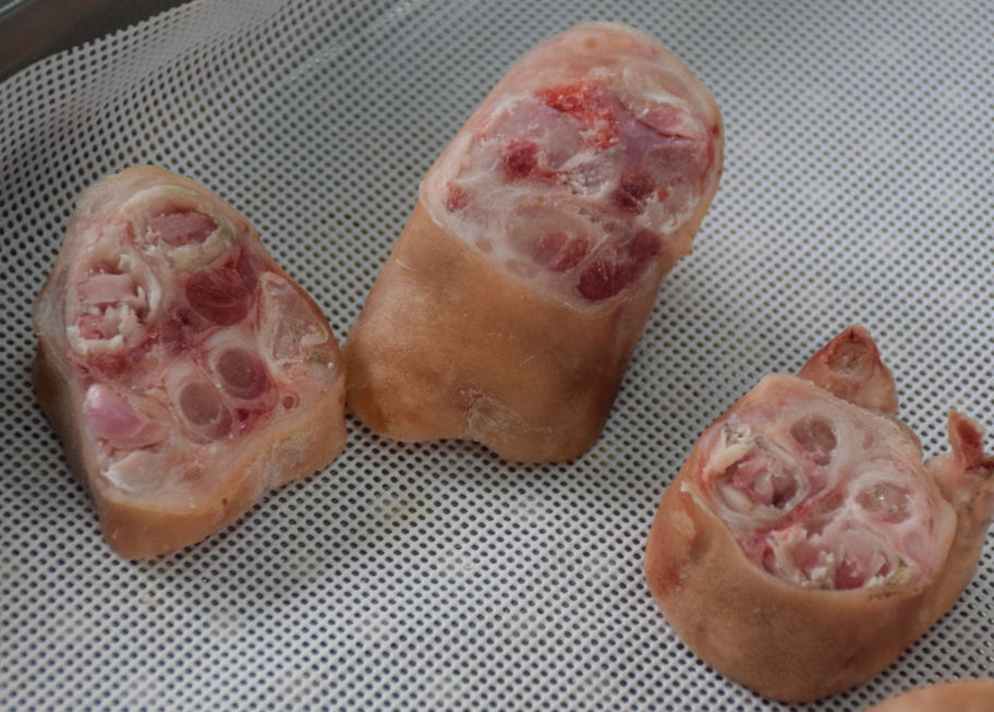 剁塊機，禽肉類剁塊機，剁塊機多少錢，剁排骨機，全自動剁塊機