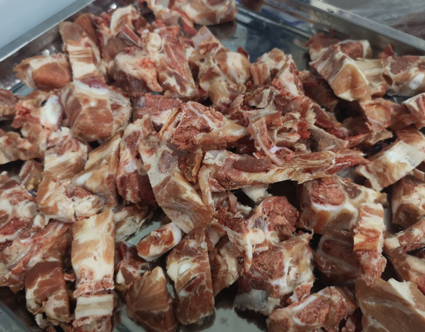 剁塊機，禽肉類剁塊機，剁塊機多少錢，剁排骨機，全自動剁塊機